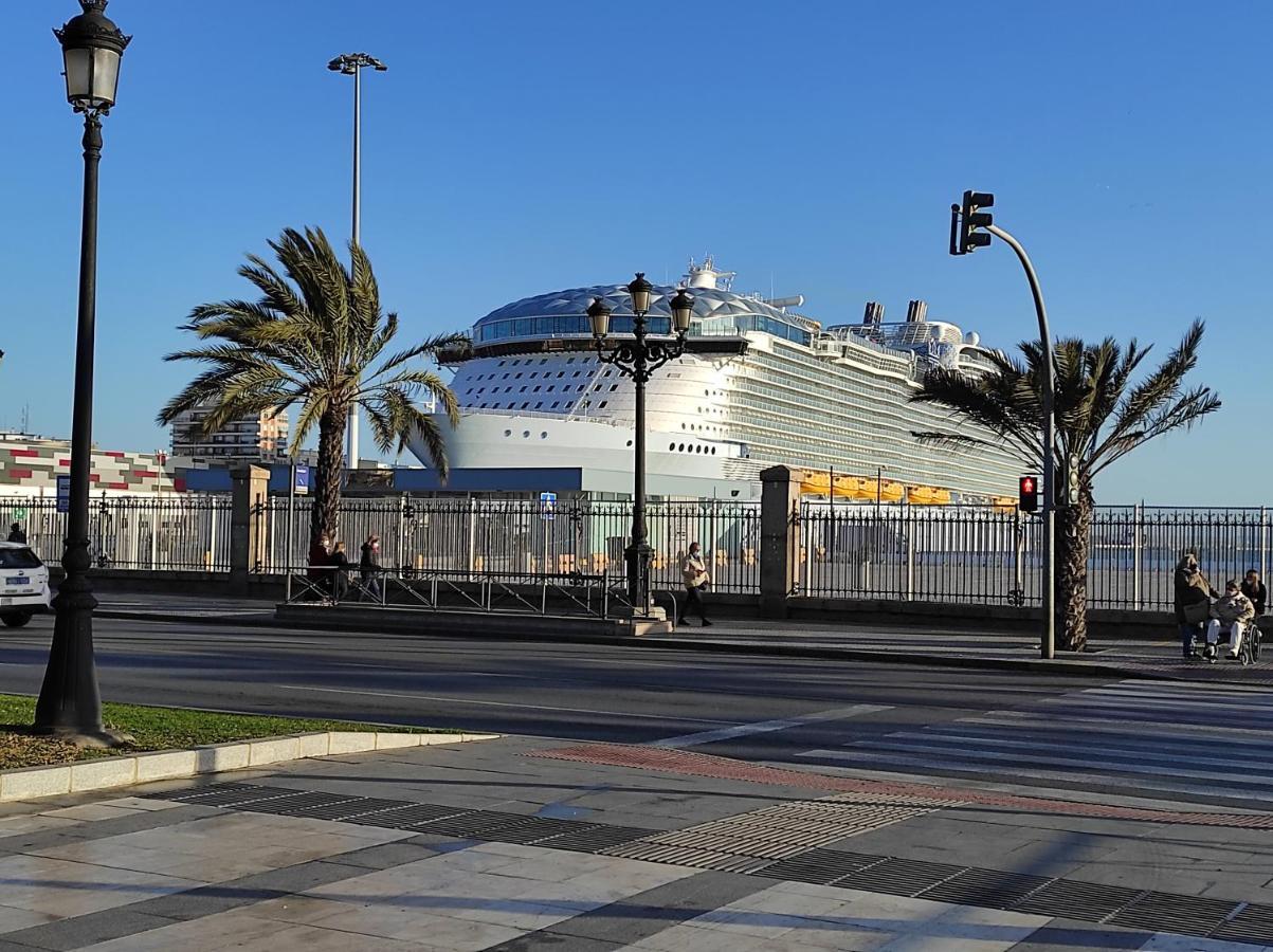Apartamento Loft Puerto De Gades Cádiz Eksteriør billede